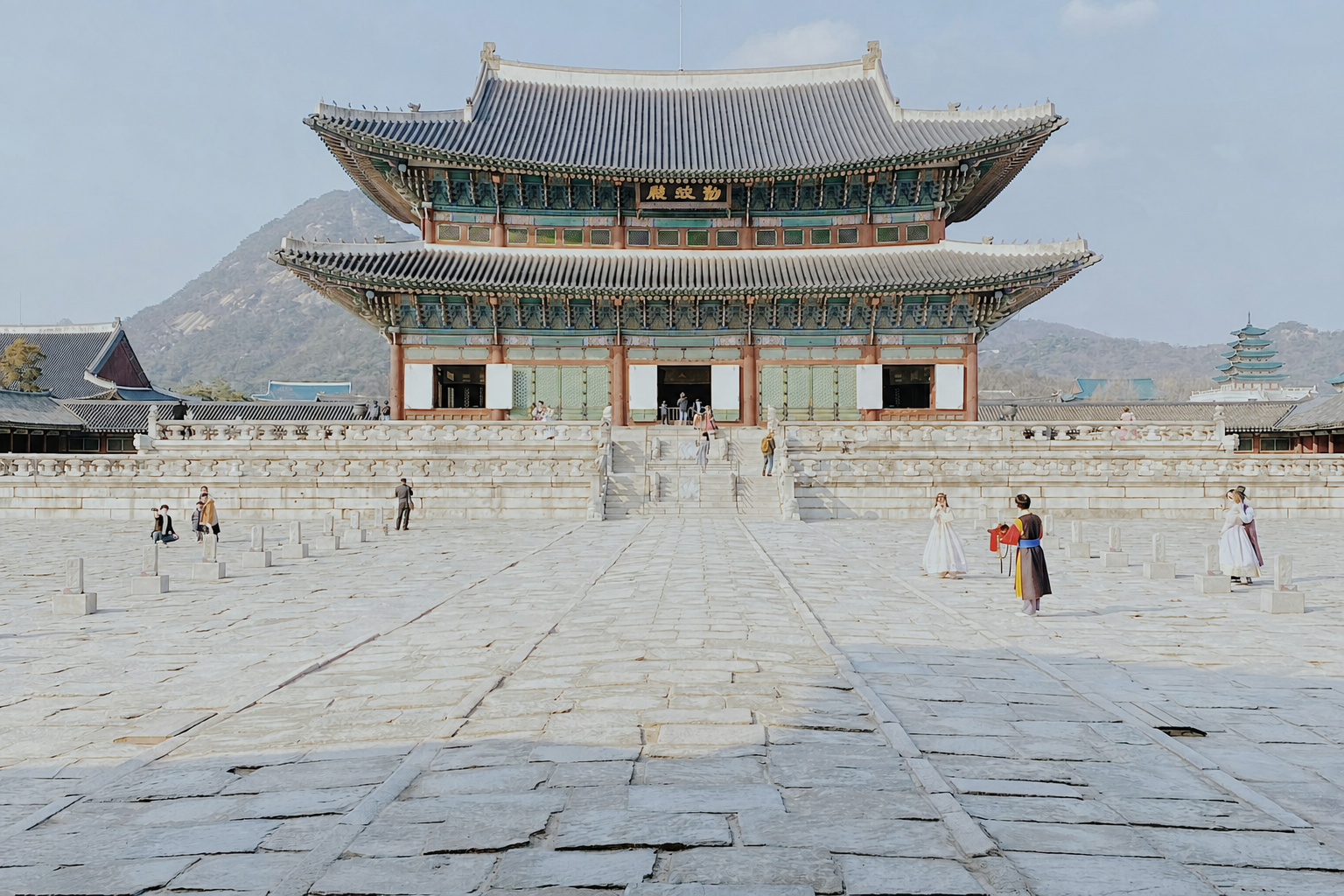 韓国語圏を象徴する建築